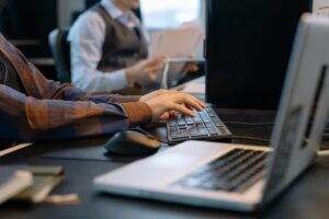 advantages of big data professionals