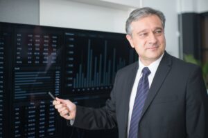 senior hiring in Romania