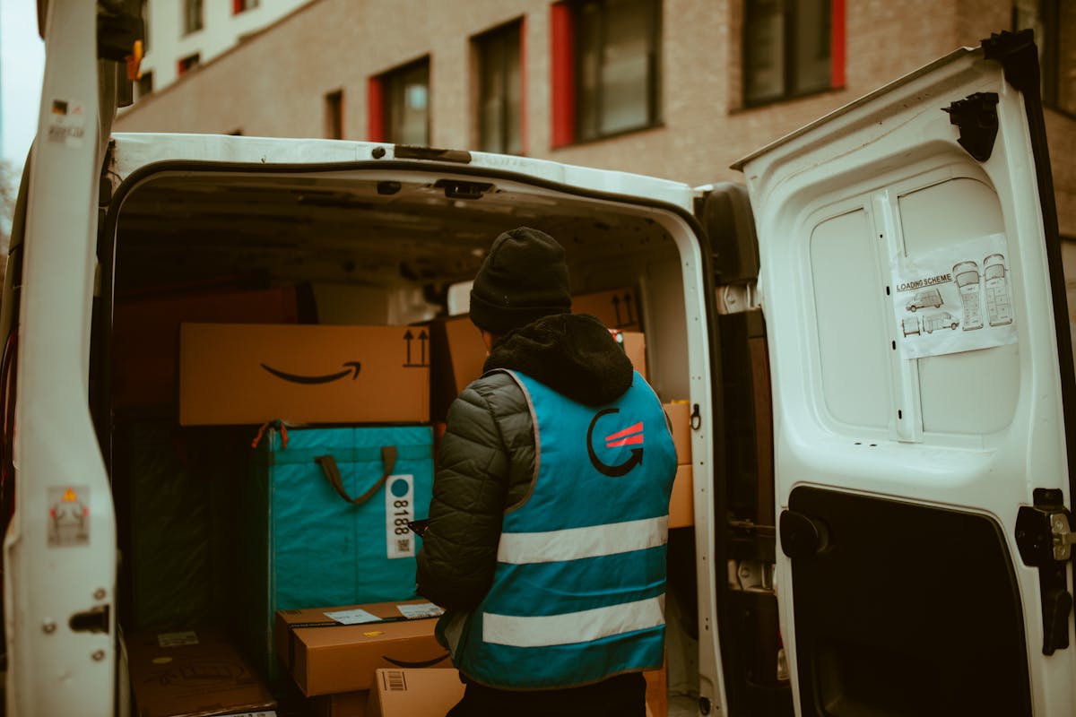 Transport and Courier Jobs in Romania May 2026: 5,735 Vacancies, Real Salaries, and How to Get Hired