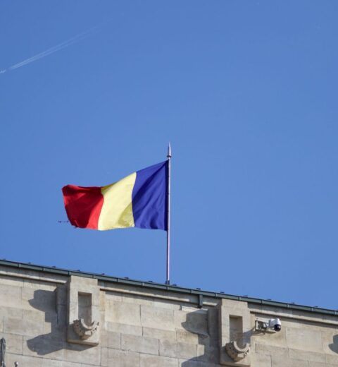 9-5 Trend: Why Most Jobs in Romania Still Require You to Be On Site in 2026