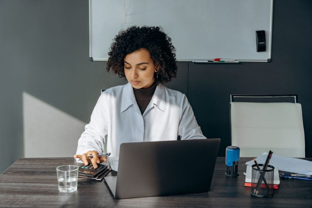 Healthcare Executive Salaries in Romania